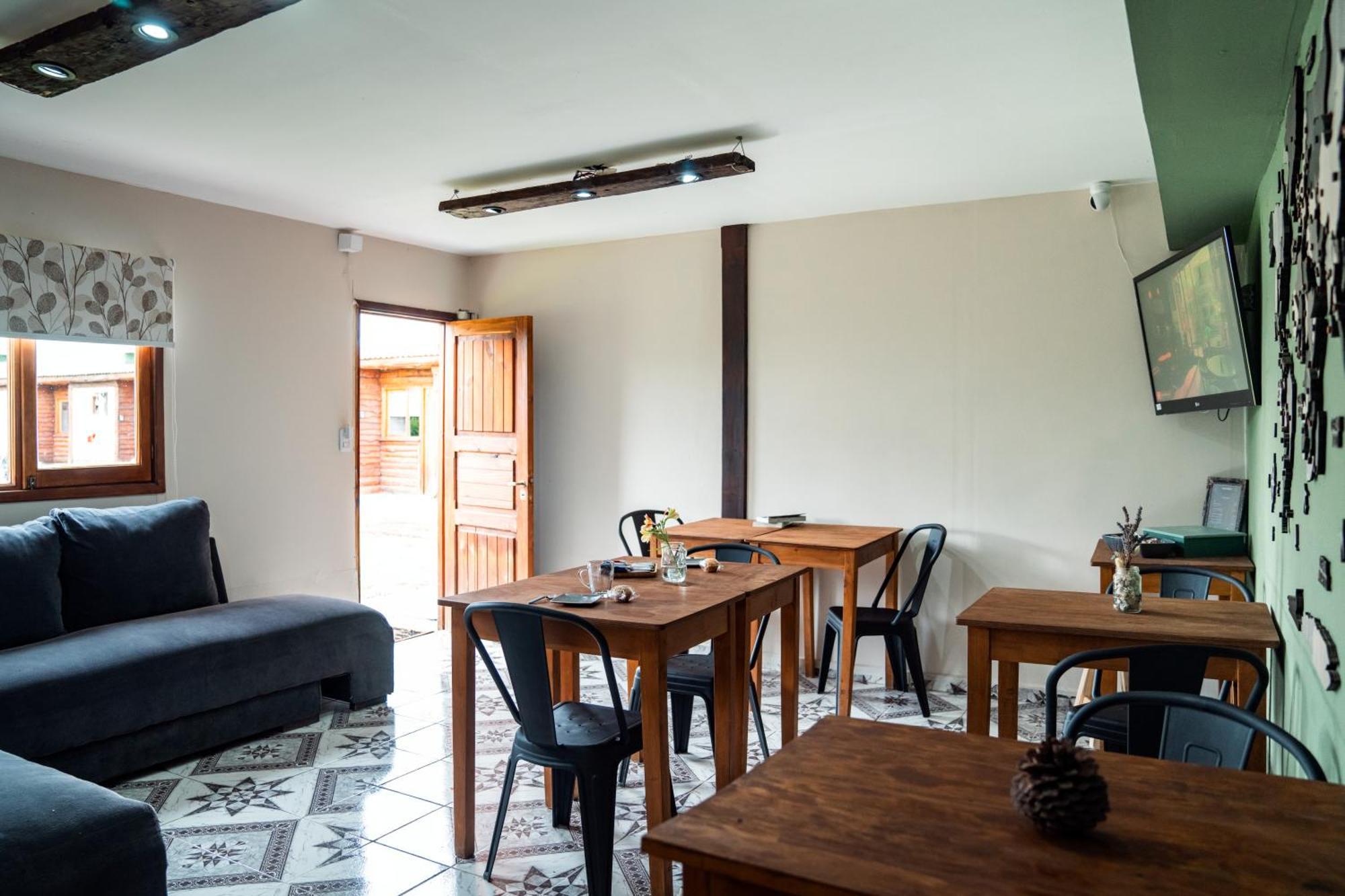 Oliva Hosteria Y Apart El Calafate Eksteriør bilde